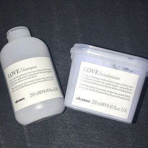 ❌SOLD❌Love shampoo/conditioner